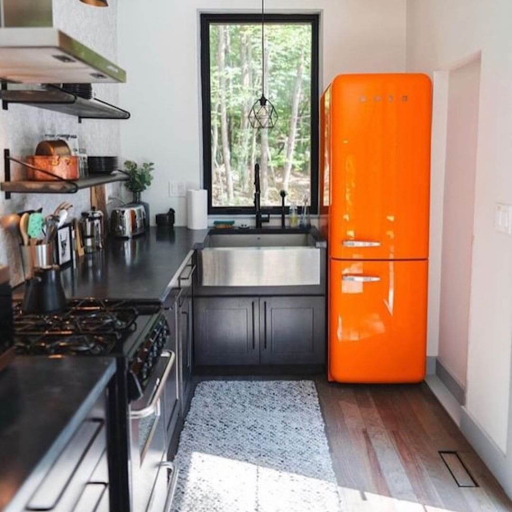 Visuel de l'article L’orange 70s : La couleur tendance qui revisite votre déco ! • decoSense.fr