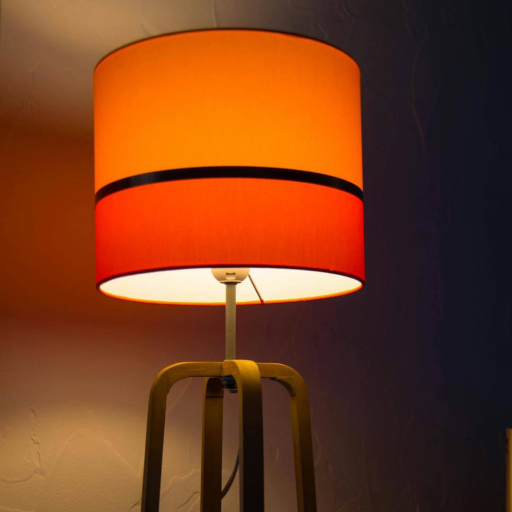 Visuel de l'article L’orange 70s : La couleur tendance qui revisite votre déco ! • decoSense.fr